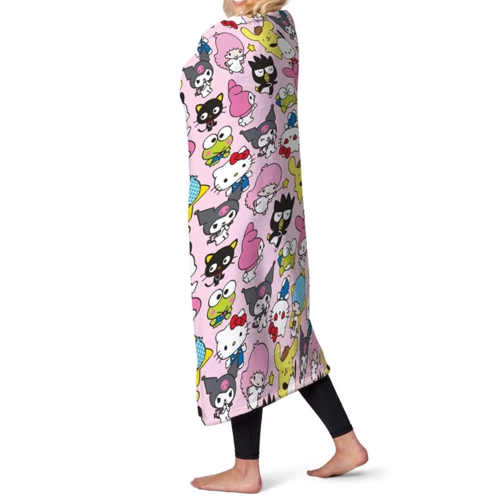 NWT Hello Kitty® & Friends Rainbow Magic Throw Blanket - Size 50”x 70” - Pink - Picture 3 of 8